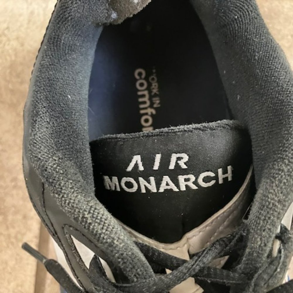 Men's Nike Air Monarch Size 12 - Picture 5 of 8